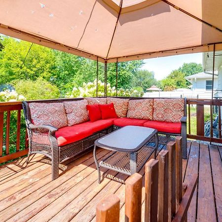 Pet-Friendly Waterloo Abode With Deck!别墅 外观 照片